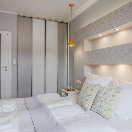 Yellow By Kramm